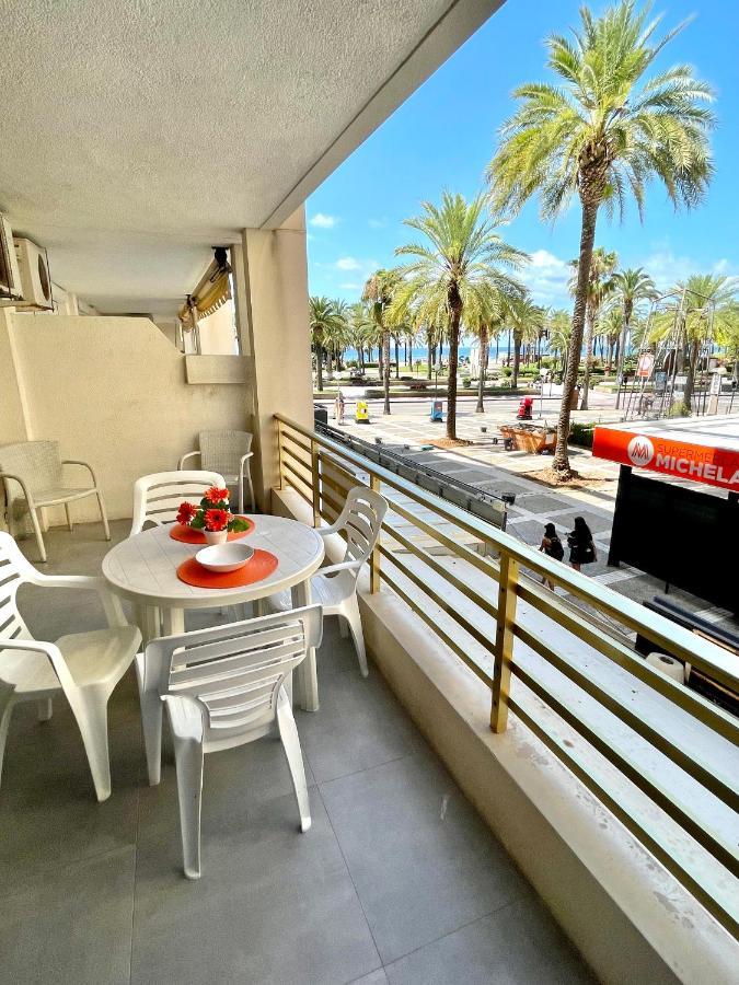Apartbeach Novelty Climatizado Y Vistas Playa Salou Exteriör bild
