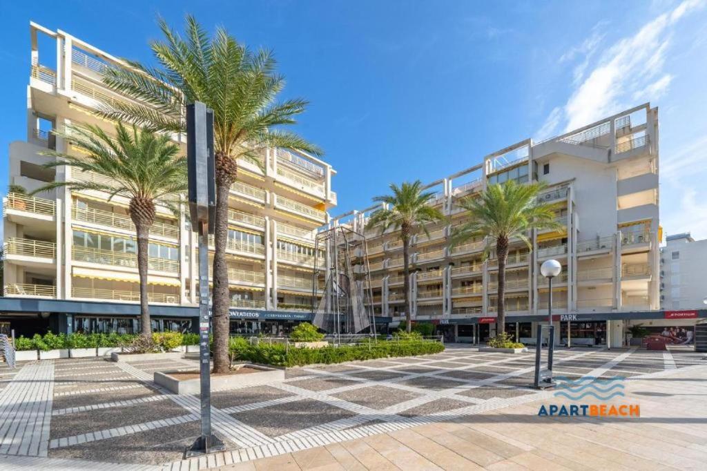 Apartbeach Novelty Climatizado Y Vistas Playa Salou Exteriör bild