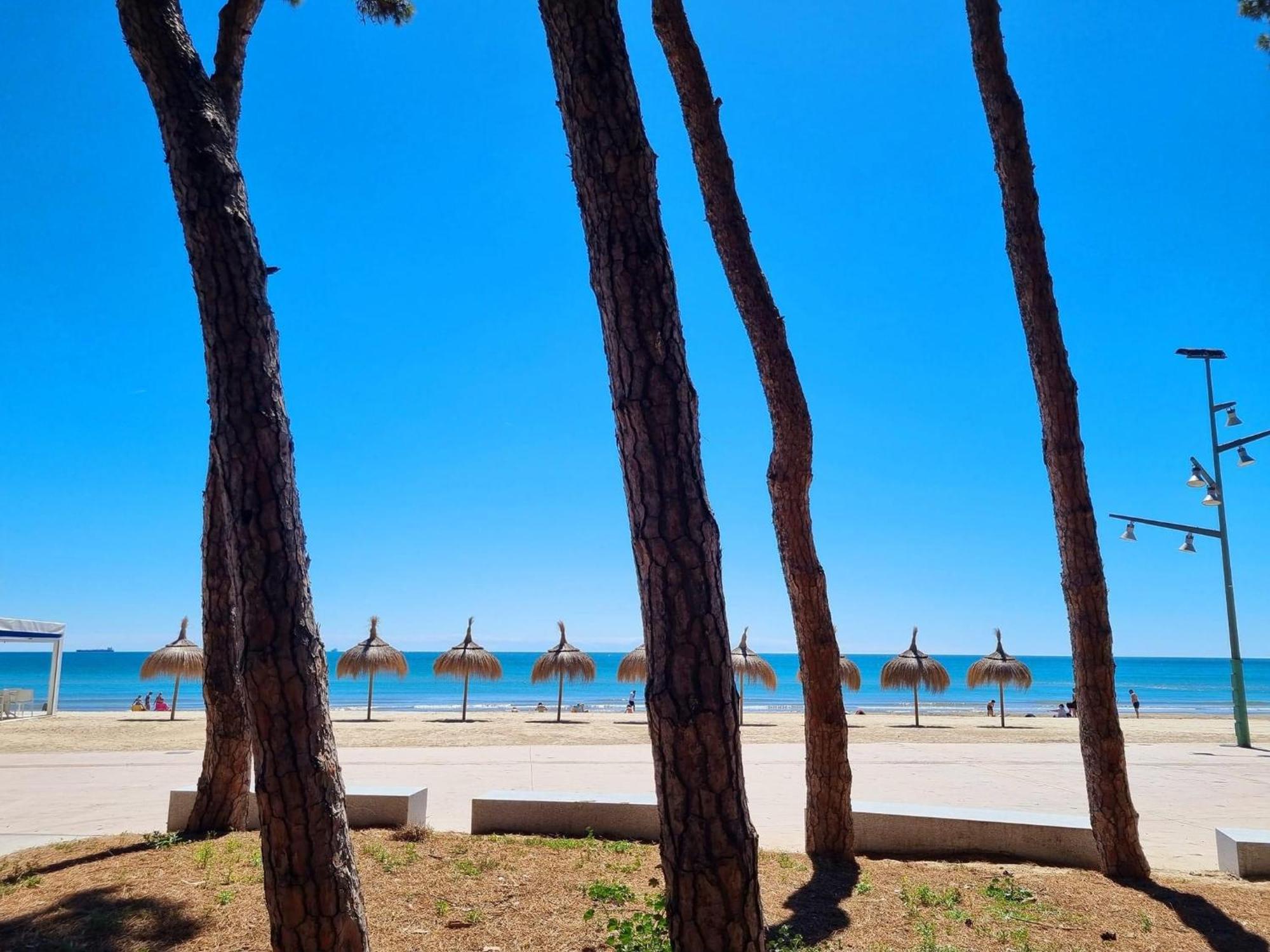 Apartbeach Novelty Climatizado Y Vistas Playa Salou Exteriör bild